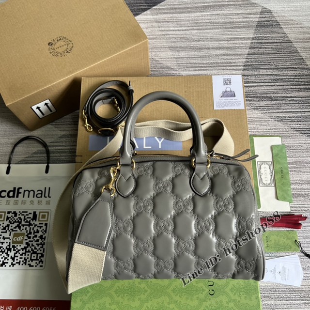 Gucci官網新款壓花G全皮肩背女包 古馳GG絎縫皮革手提包702242 gqy4632